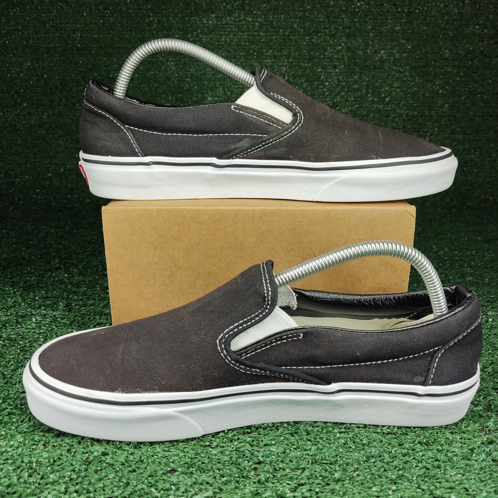Vans Shoes Mens 9 Black Classic Slip-On Canvas Skate Sneakers 500714 Low Top - Picture 5 of 9